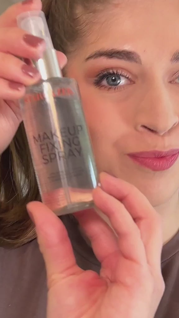 Lina Racheva looks at the Stargazer makeup spray